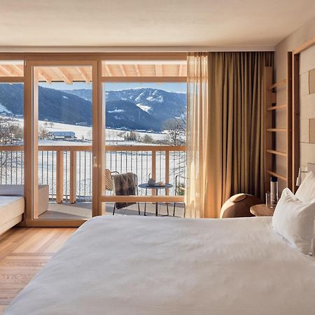 Falkensteiner Hotel Kronplatz - The Leading Hotels Of The World (Adults Only) ริสโคเน ภายนอก รูปภาพ Deluxe room