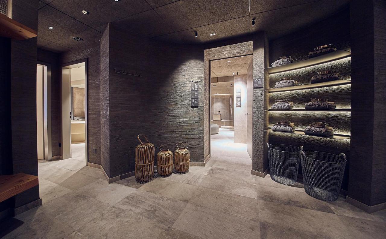 Falkensteiner Hotel Kronplatz - The Leading Hotels Of The World (Adults Only) ริสโคเน ภายนอก รูปภาพ The spa at The Landmark