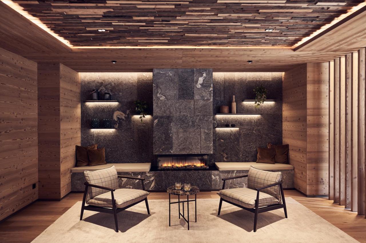 Falkensteiner Hotel Kronplatz - The Leading Hotels Of The World (Adults Only) ริสโคเน ภายนอก รูปภาพ Interior of the hotel
