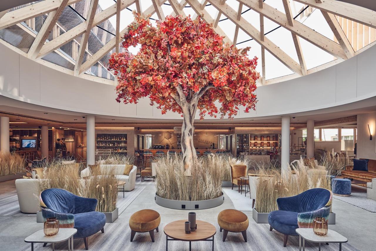 Falkensteiner Hotel Kronplatz - The Leading Hotels Of The World (Adults Only) ริสโคเน ภายนอก รูปภาพ The lounge at the airport