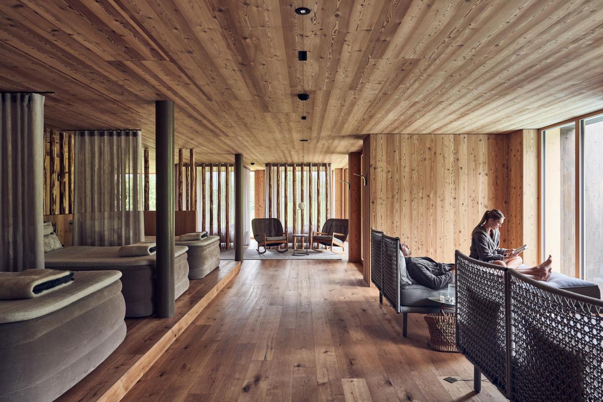 Falkensteiner Hotel Kronplatz - The Leading Hotels Of The World (Adults Only) ริสโคเน ภายนอก รูปภาพ Interior of the hotel