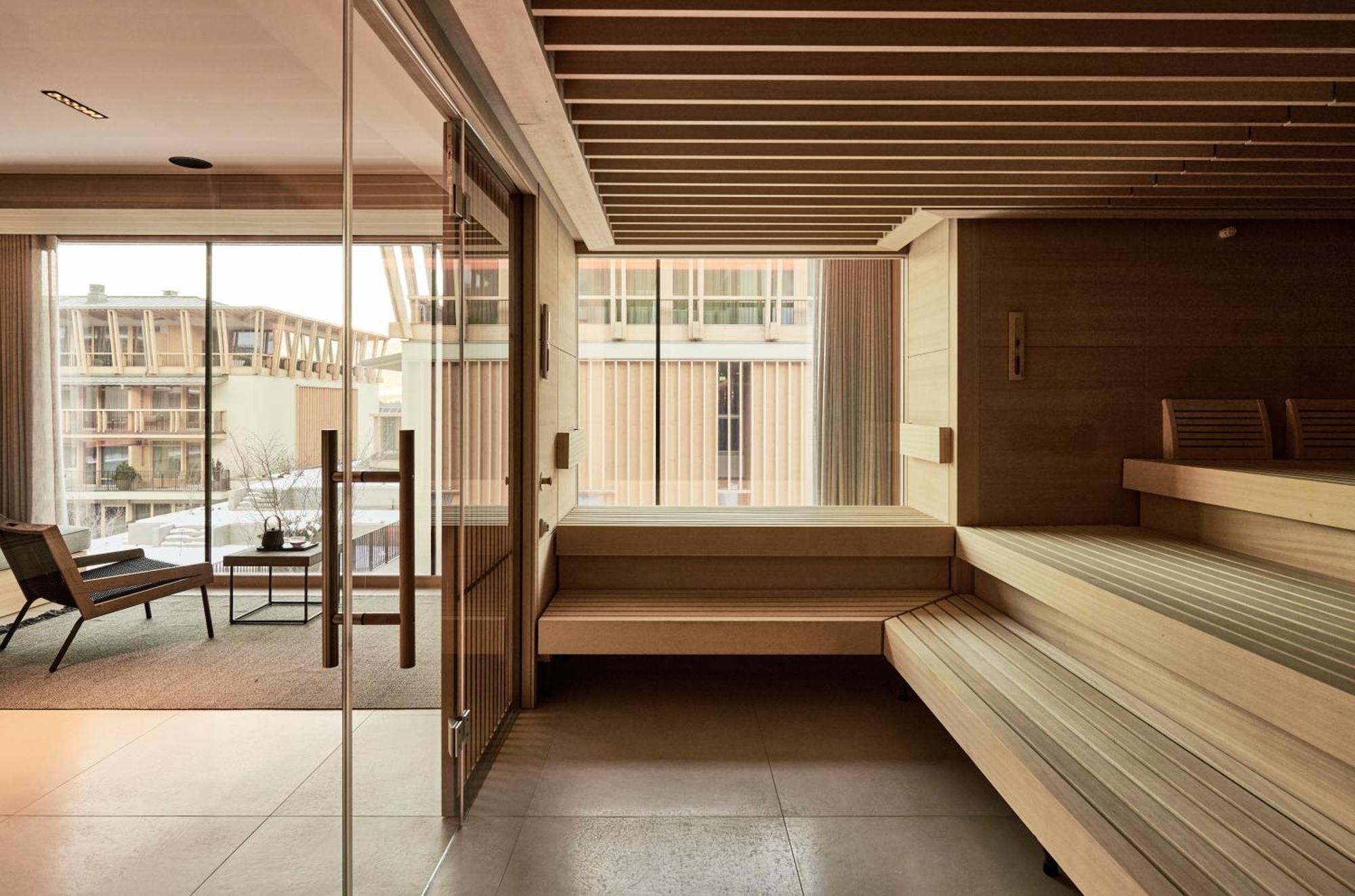 Falkensteiner Hotel Kronplatz - The Leading Hotels Of The World (Adults Only) ริสโคเน ภายนอก รูปภาพ Interior of the hotel