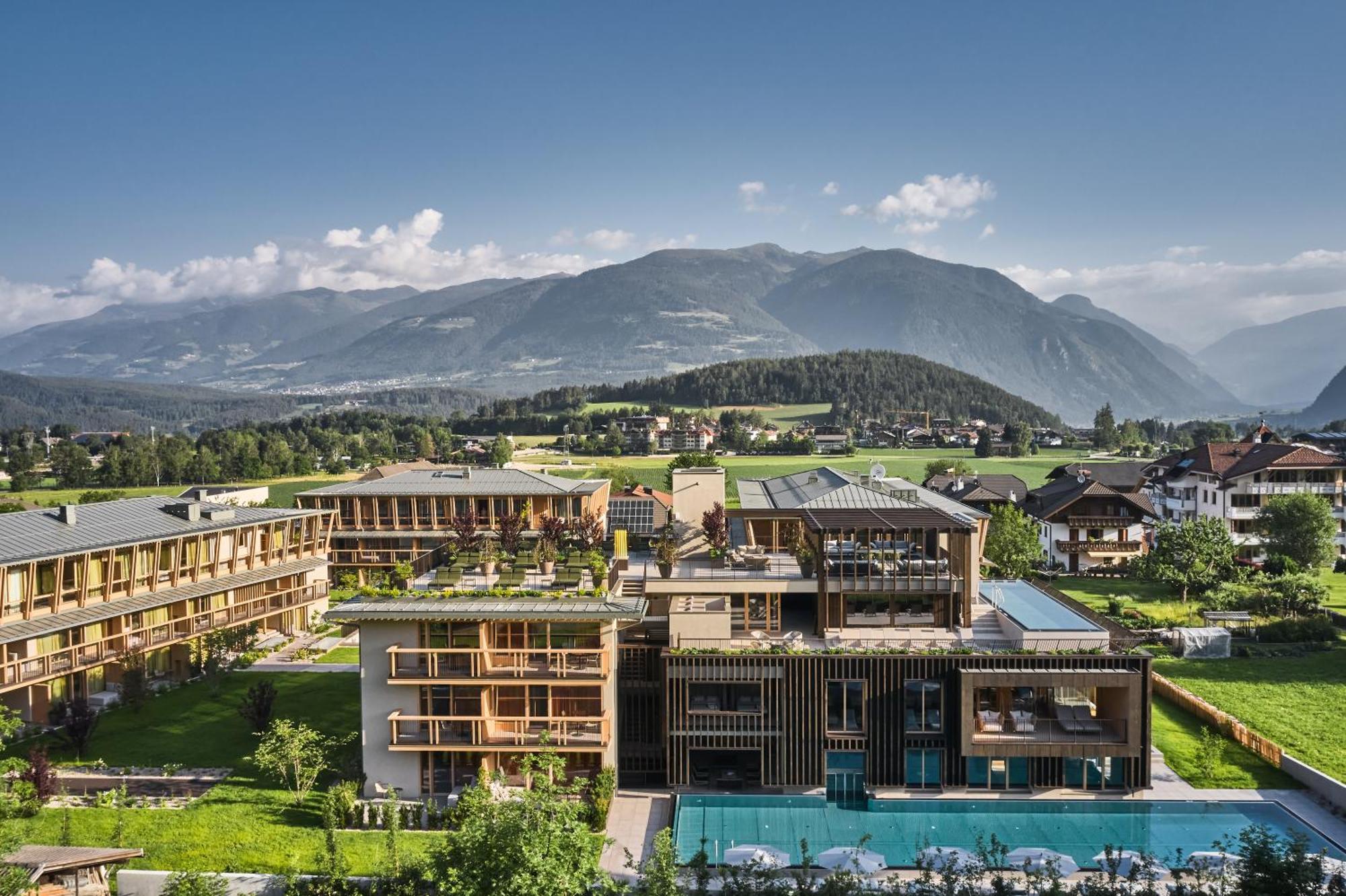 Falkensteiner Hotel Kronplatz - The Leading Hotels Of The World (Adults Only) ริสโคเน ภายนอก รูปภาพ